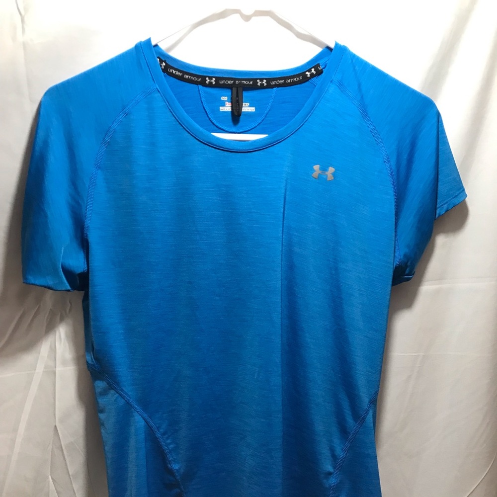 Under armor shirt